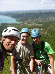 La première cordée au sommet de l'arrête de la patte de chêvre
